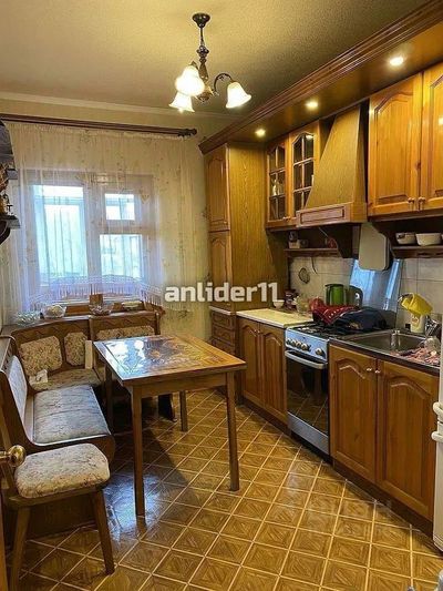 Продажа 3-комнатной квартиры 71 м², 2/9 этаж