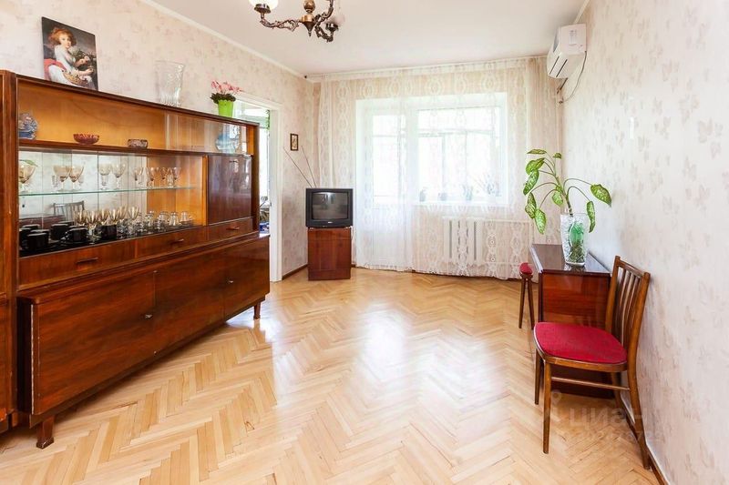 Продажа 3-комнатной квартиры 56 м², 3/5 этаж