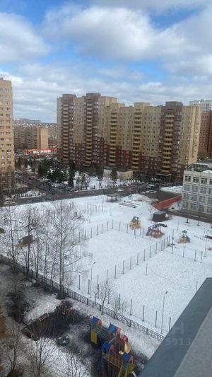 Продажа 3-комнатной квартиры 76,9 м², 11/27 этаж