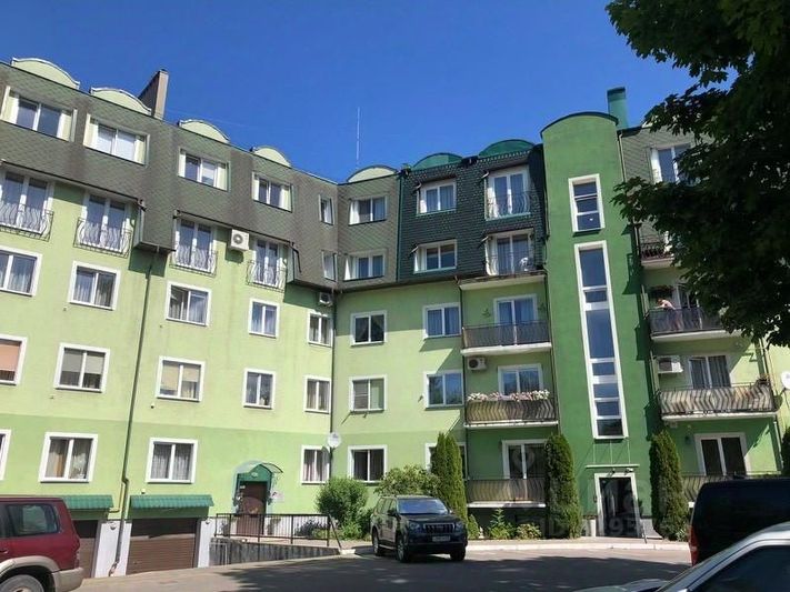 Продажа 2-комнатной квартиры 90,4 м², 4/5 этаж